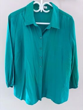 Beautiful green/Teal Button-Front Women's Blouse